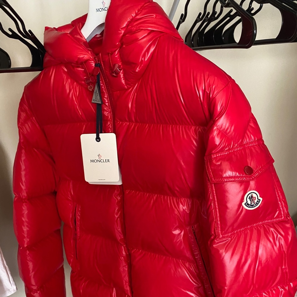 Moncler Coat ( size 6 )
